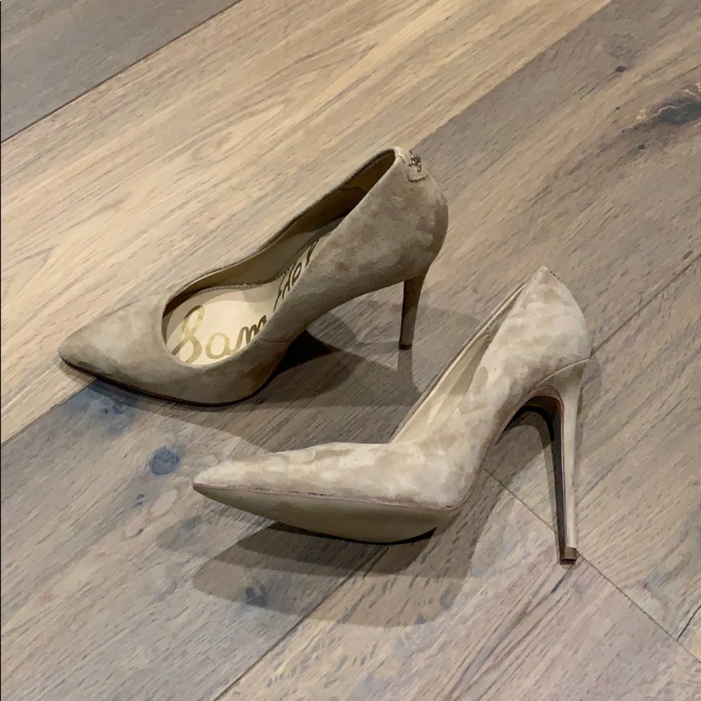 Brand New Sam Edelman Suede Pump